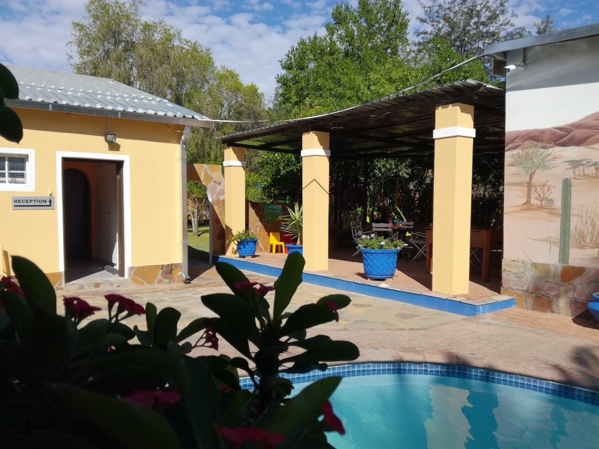 Capbon Guesthouse Windhoek Eksteriør billede